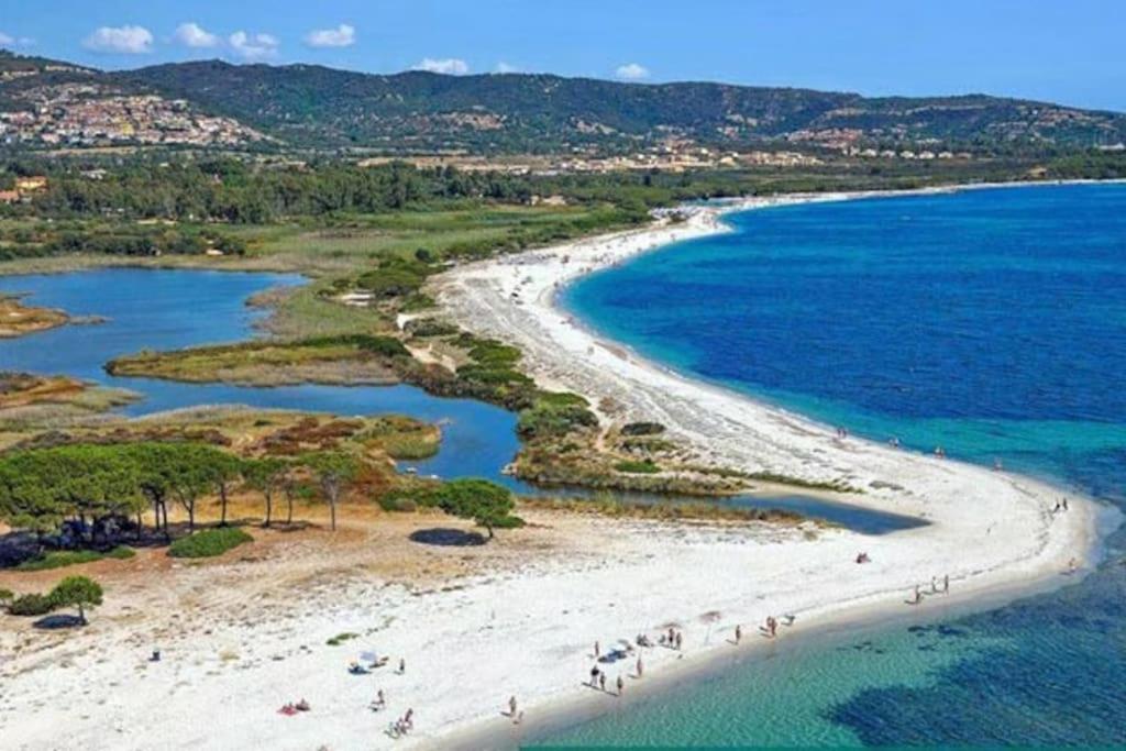 Villa Indipendente Al Mare Budoni Tanaunella Kültér fotó